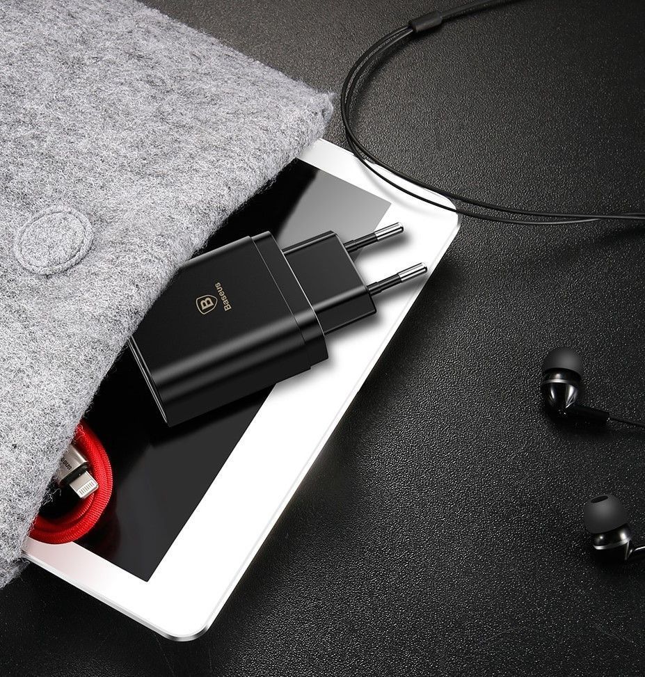 Сетевое зарядное устройство Baseus Mirror Traveler Intelligent Digital Display 3USB 3.4A Black (CCALL-BH01) 00286 фото